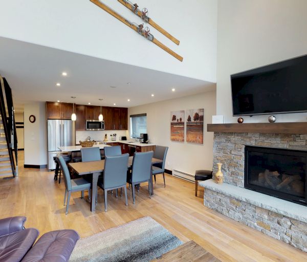 Vail Accommodations | Spacious Boutique Stay | Montaneros in Vail